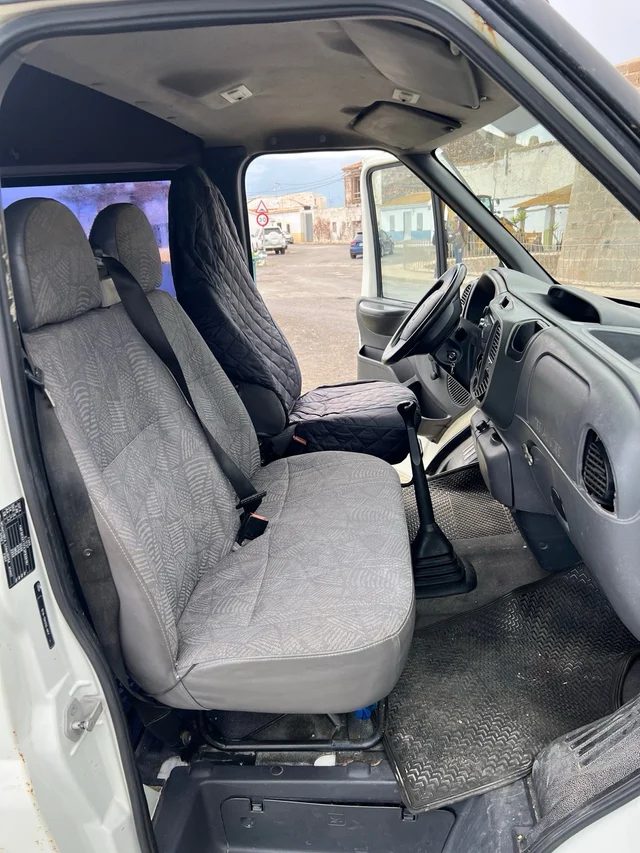 Ford Transit — asiento
